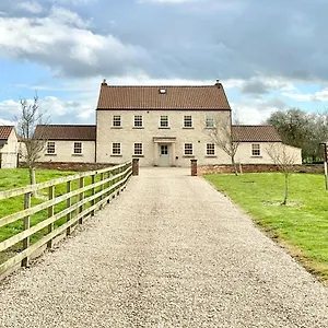 Salton Lodge Holiday home